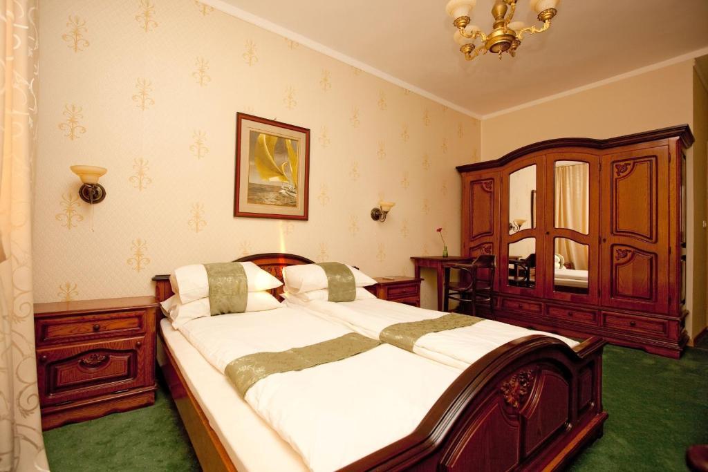 טימישוארה Pension Dinu Residence חדר תמונה